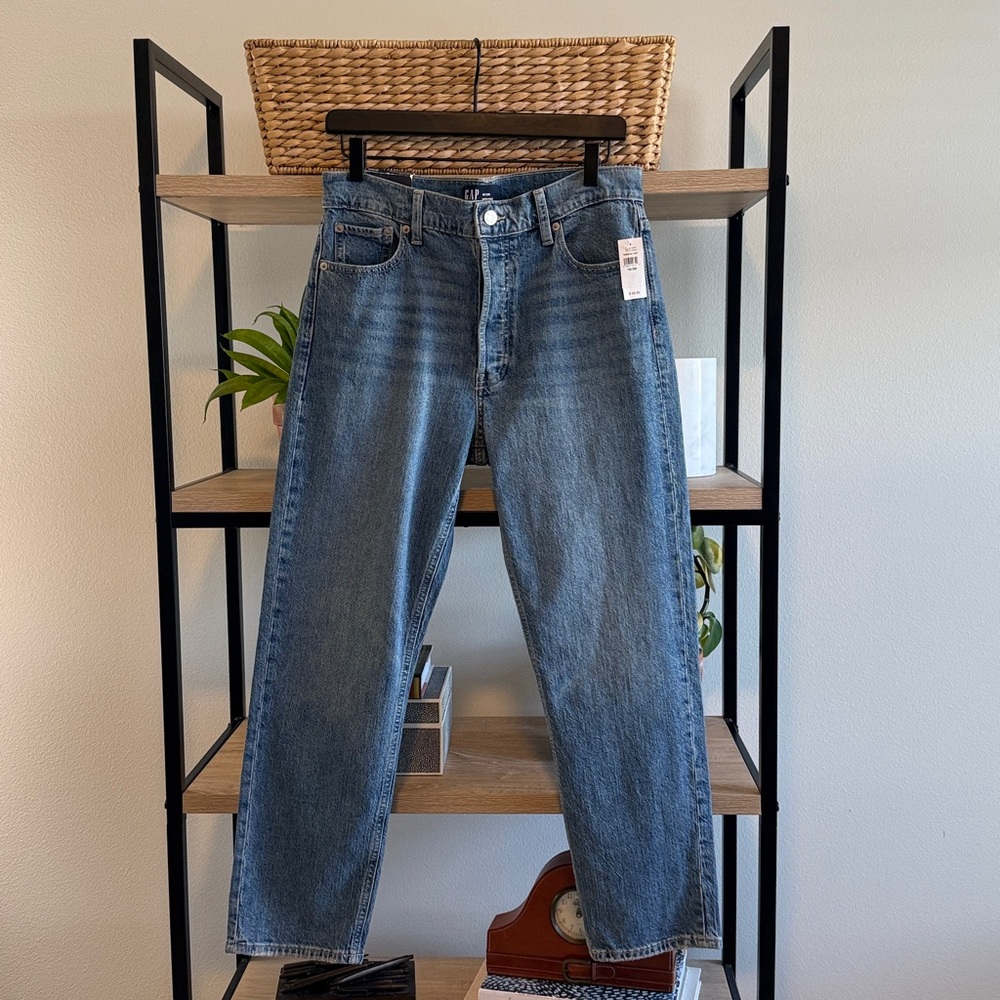 NWT GAP High Rise Cheeky Straight Ankle Jeans, 10 / 30